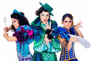 ‘Flamenco Imaginário’,um espetáculo para crianças, é a montagem inédita da Cia Del Puerto, com estreia prevista para junho no Teatro de Arena. | idealizado por Daniele Zill, direção Denis Gosh, coreografia Juliana Prestes, figurino produzido por alunos do curso de Design de Moda da ESPM sob supervisão de Antonio Rabadan. No elenco, Daniele Zill, Ana Medeiros, Juliana Kersting e Leonardo Dias. |