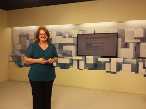Prof. Laura Gluer