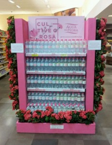 Outubro-Rosa-Agua-da-Pedra-1-768x999
