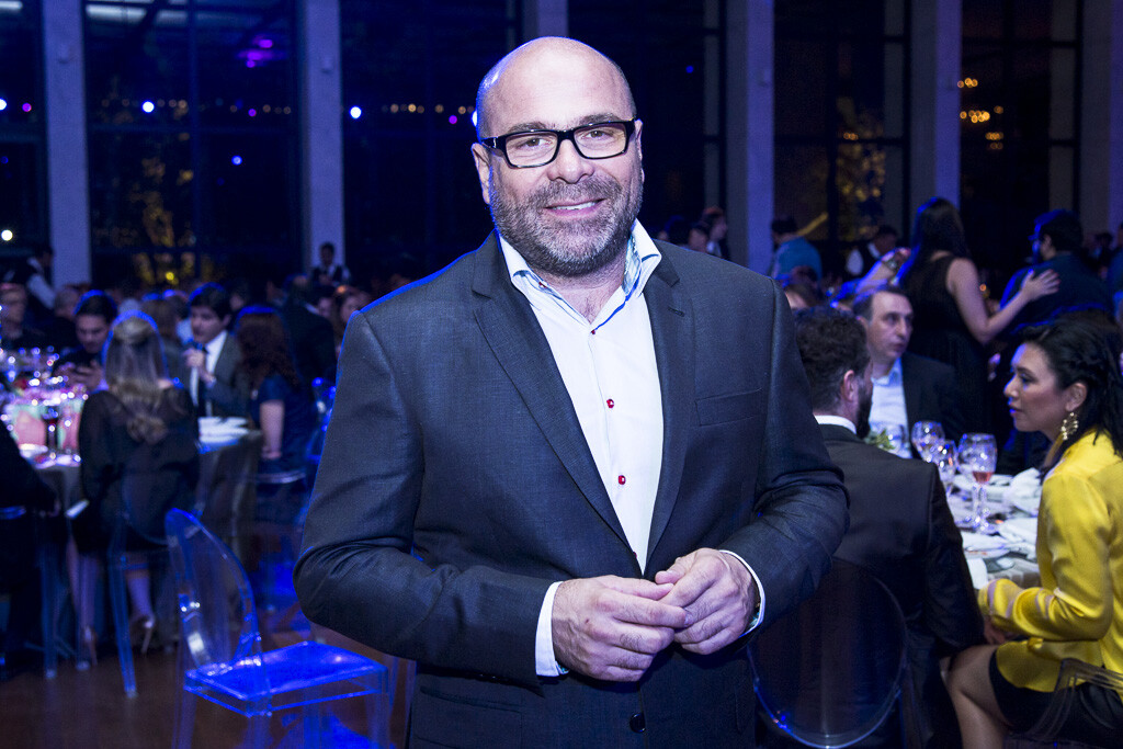 ARP homenageia Celso Chittolina com nome de sede